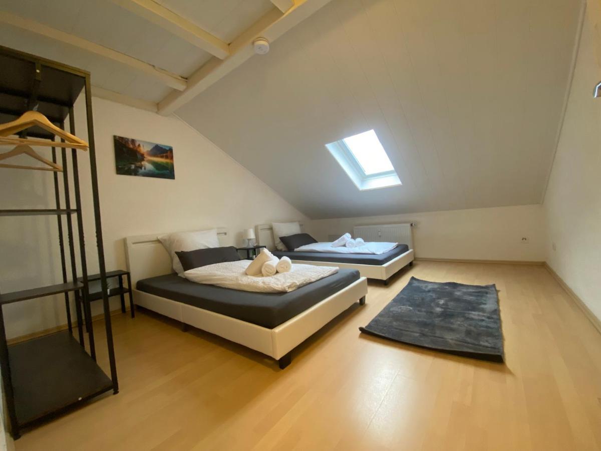 Deluxe Business Suite Mit Netflix Premium & Parkplatz, Zentral Zu Audi & Schwarz Gruppe With 2 Bedrooms Bad Friedrichshall Kültér fotó